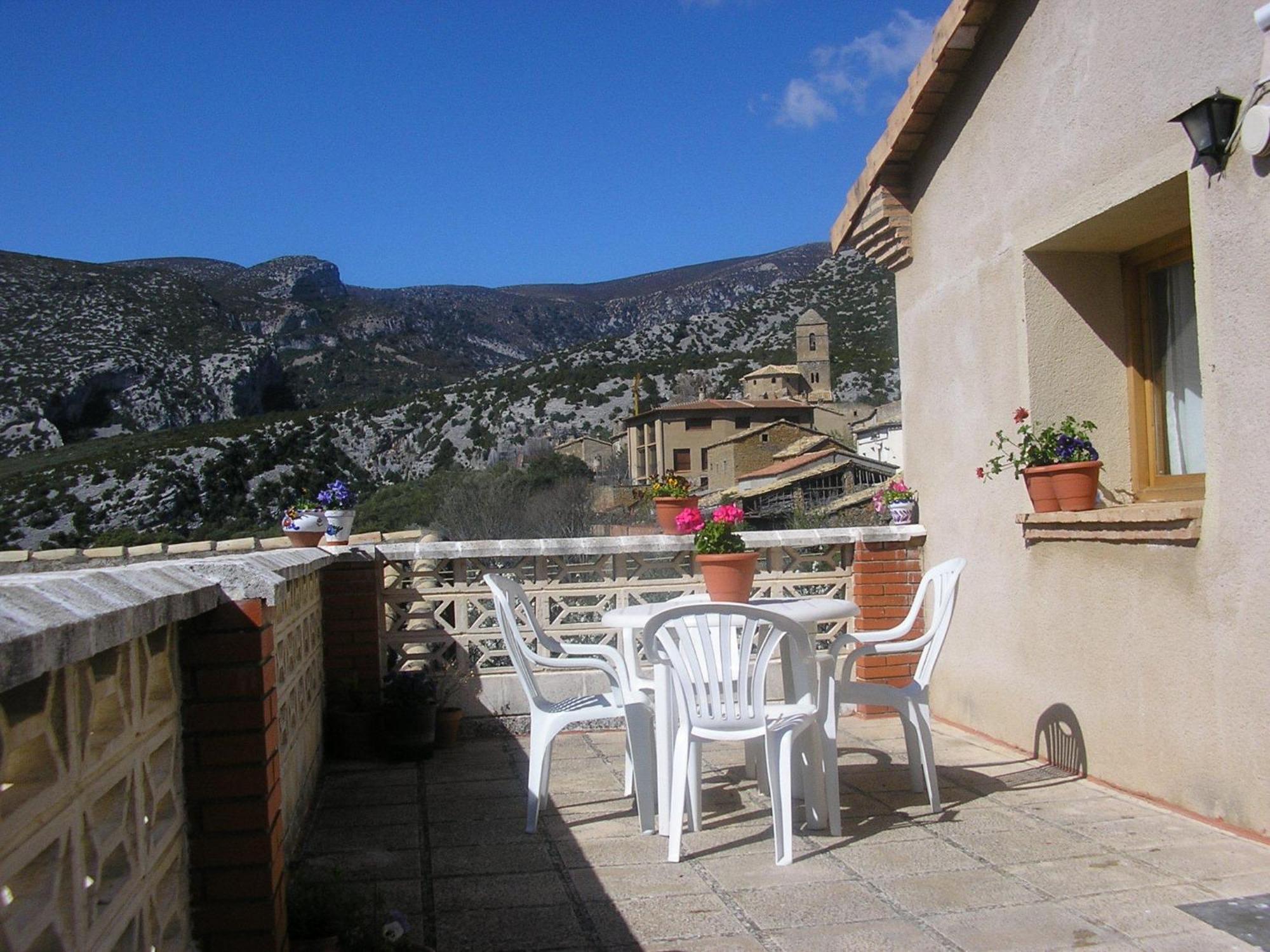 Casa Javier Pensionat Rodellar Exteriör bild