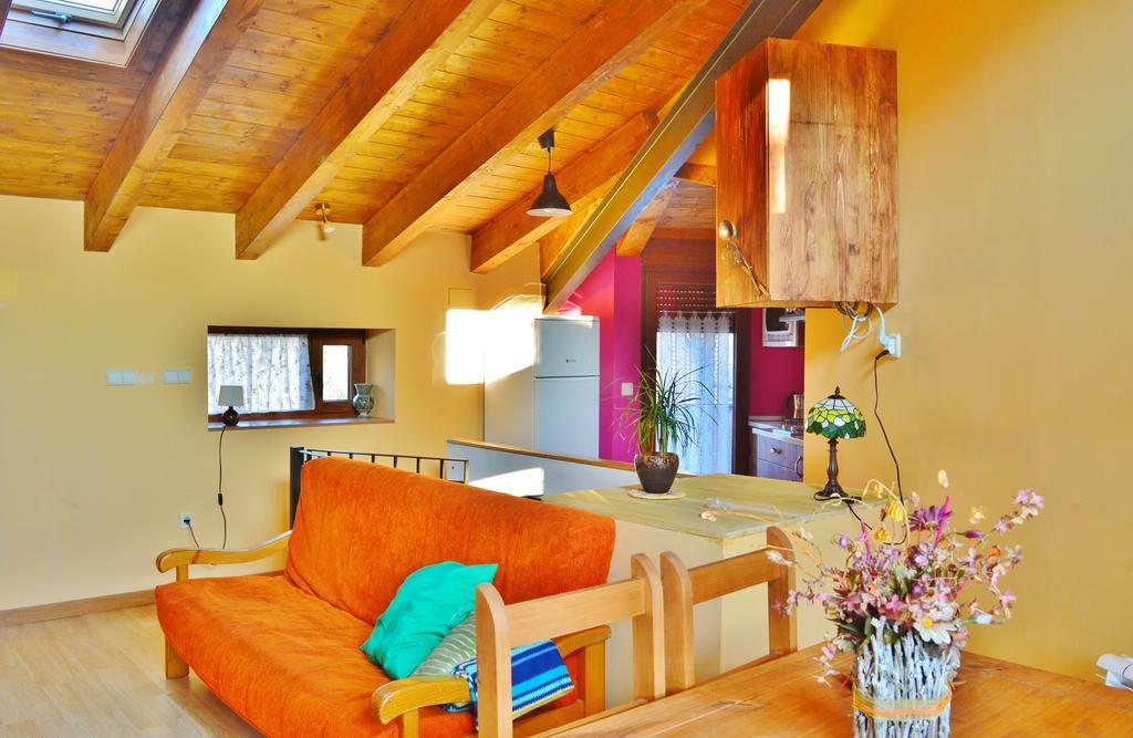 Casa Javier Pensionat Rodellar Rum bild