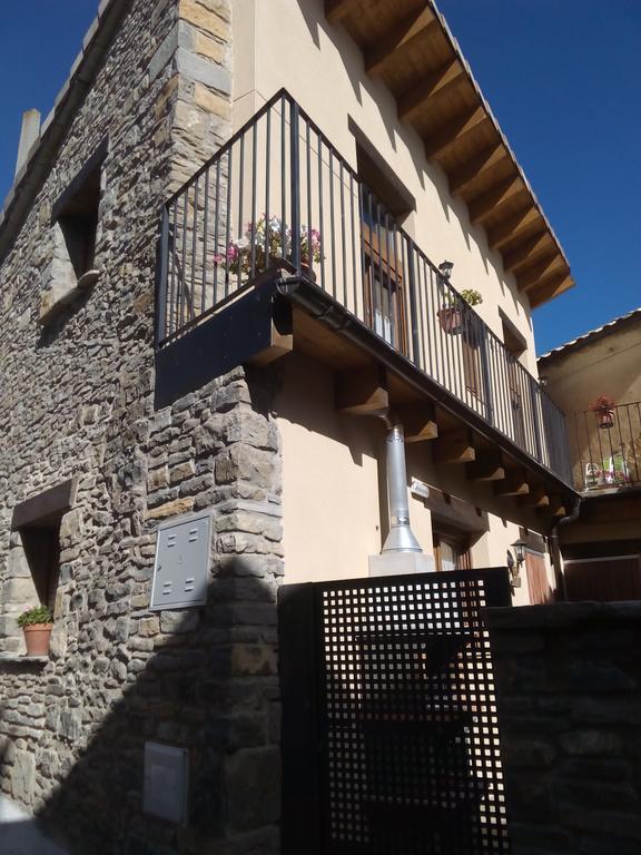 Casa Javier Pensionat Rodellar Rum bild