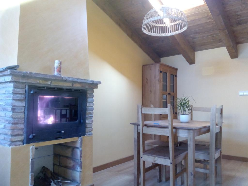 Casa Javier Pensionat Rodellar Rum bild