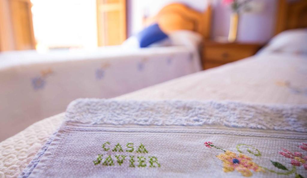 Casa Javier Pensionat Rodellar Rum bild
